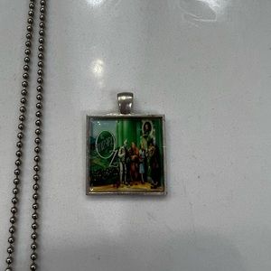 Retro Wizard of OZ  Necklace Chain Pendant